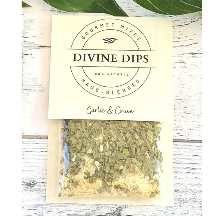 GARLIC AND CHIVE DIP