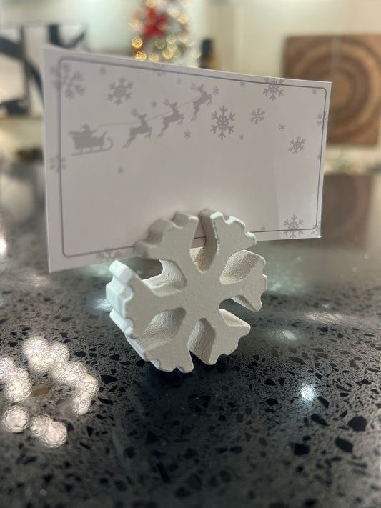 MINI SNOWFLAKE PLACE CARD HOLDER