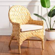 EAST SPIRIT DINING CHAIR